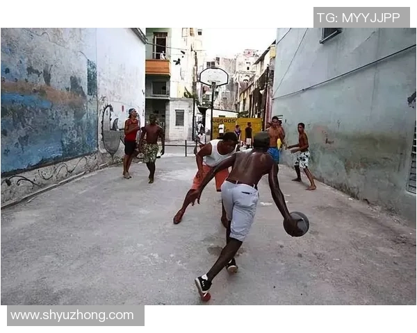 投手篮球明星的崛起与挑战：从街头到职业赛场的传奇之路